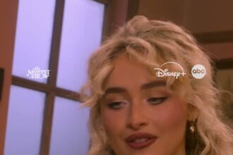 Sabrina Carpenter in The Muppet Show premiering on Disney Plus