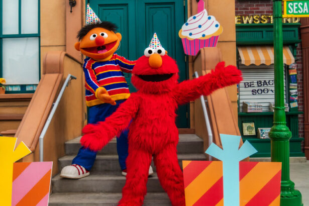 Elmo and Ernie celebrate Sesame Place San Diego 4th birthday with party decorations
