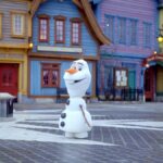 Disney free-roaming robotic Olaf character at World of Frozen Disneyland Paris