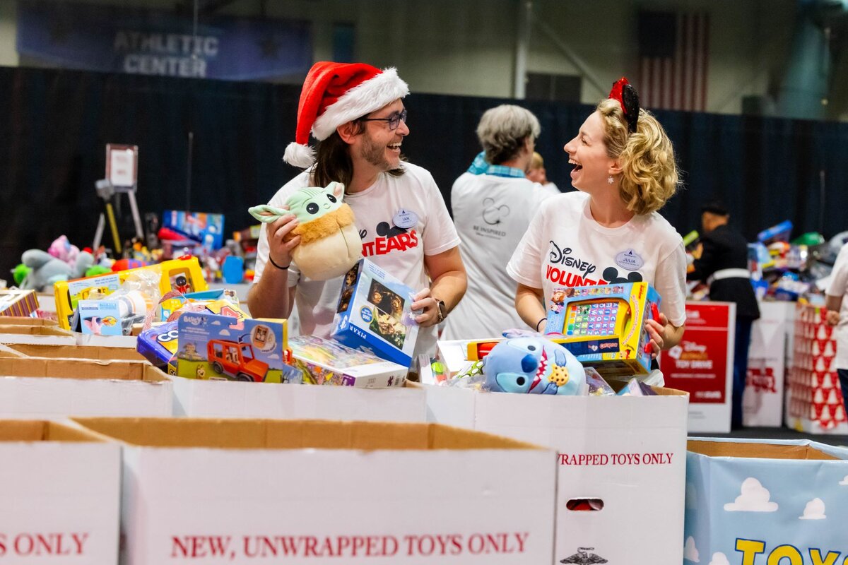 Disney VoluntEARS giving back at Walt Disney World