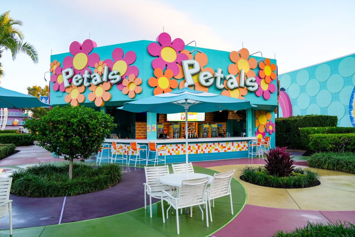 Petals Pool Bar at Disneys Pop Century Resort