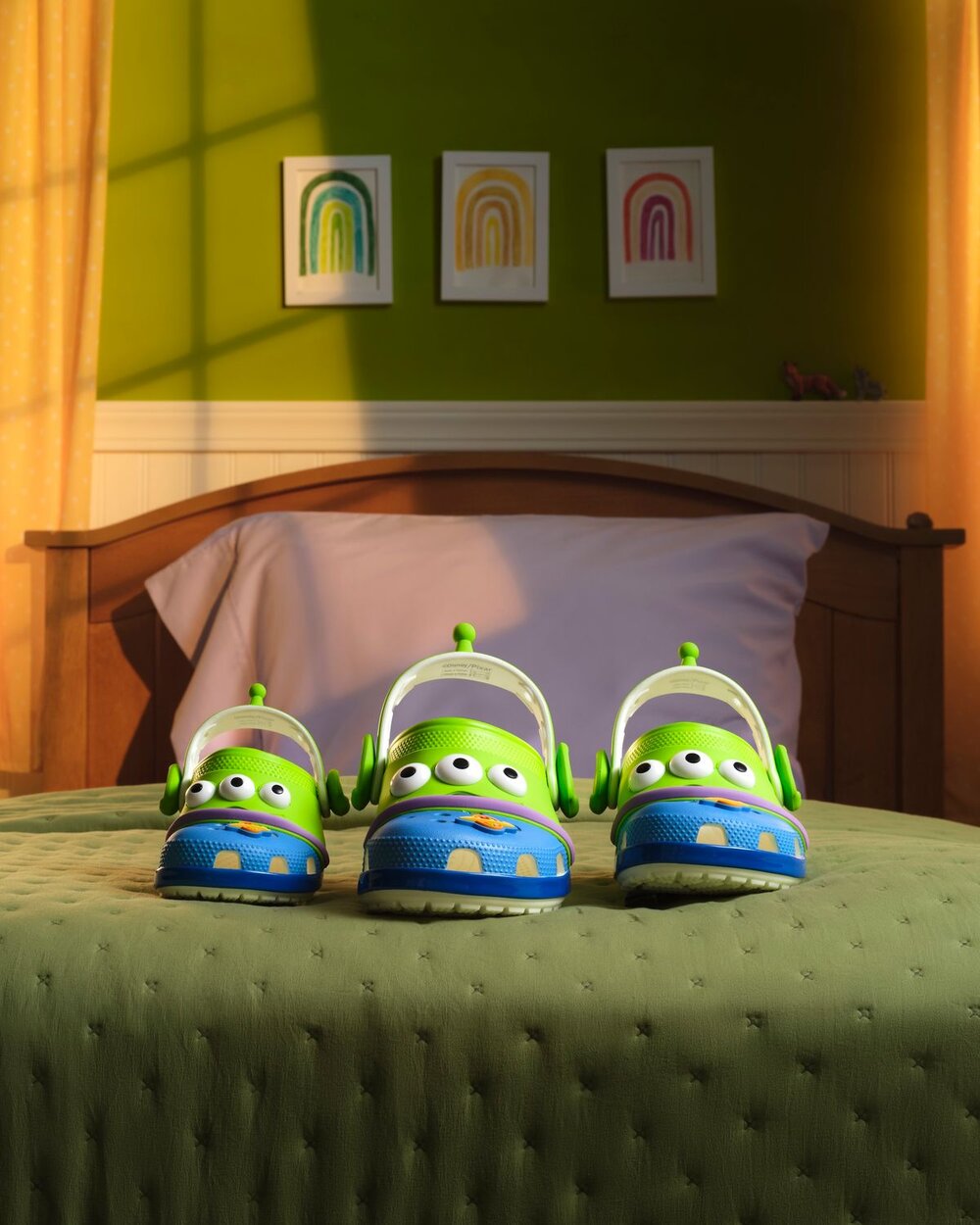 Alien Classic Clog from the Toy Story 5 Crocs collection