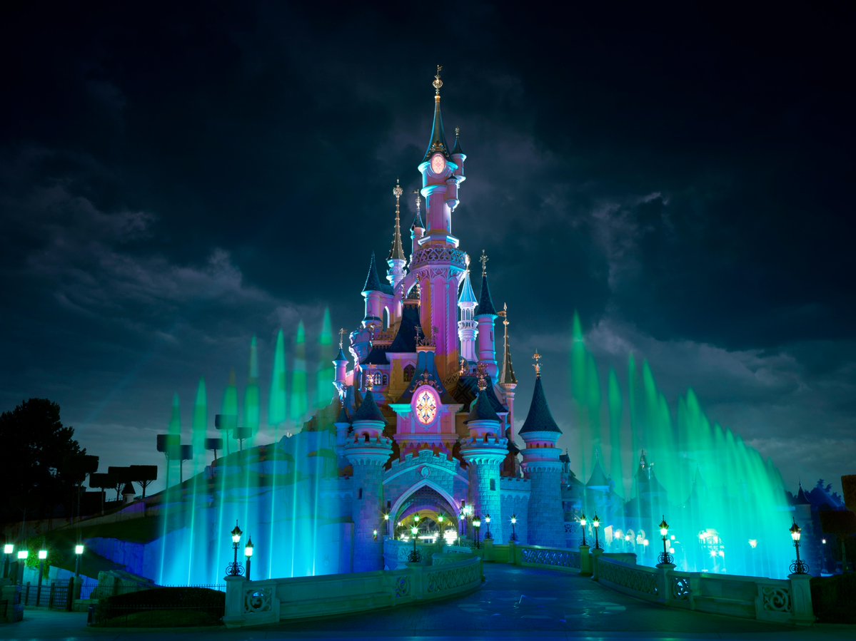 Disney Halloween Festival characters at Disneyland Paris