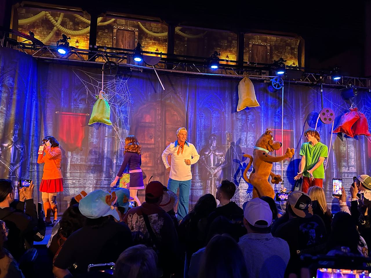 Mystery Inc. unmasking The Phantom Director at Universal Fan Fest Nights 2026