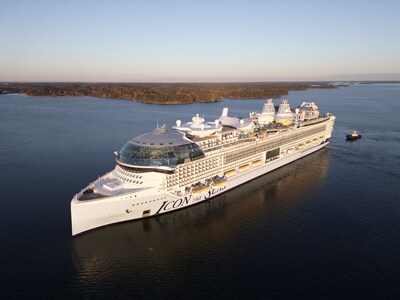Icon of the Seas sailing at sea. Image courtesy of Royal Caribbean Group.