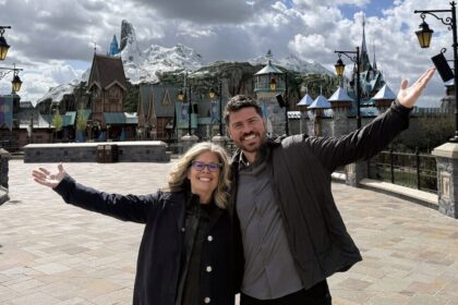 Jennifer Lee and Trent Correy visit World of Frozen at Disneyland Paris