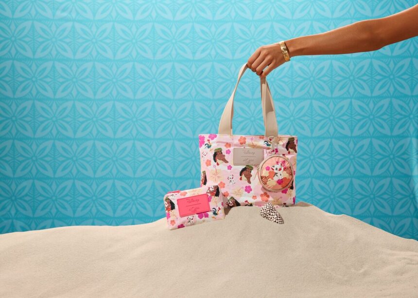 Moana ALOHA tote and pouch collection from Disney Parks Blog