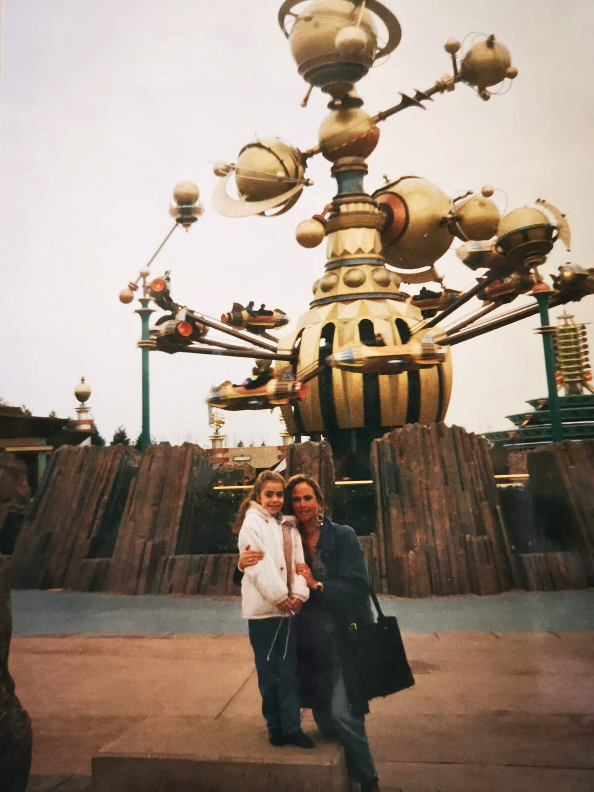 Anne-Lise visited Disneyland Paris in 1992 as the resort's first child to have a wish granted there.