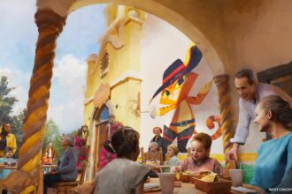 Families eating together at Puss in Boots Del Mar at Universal Kids Resort