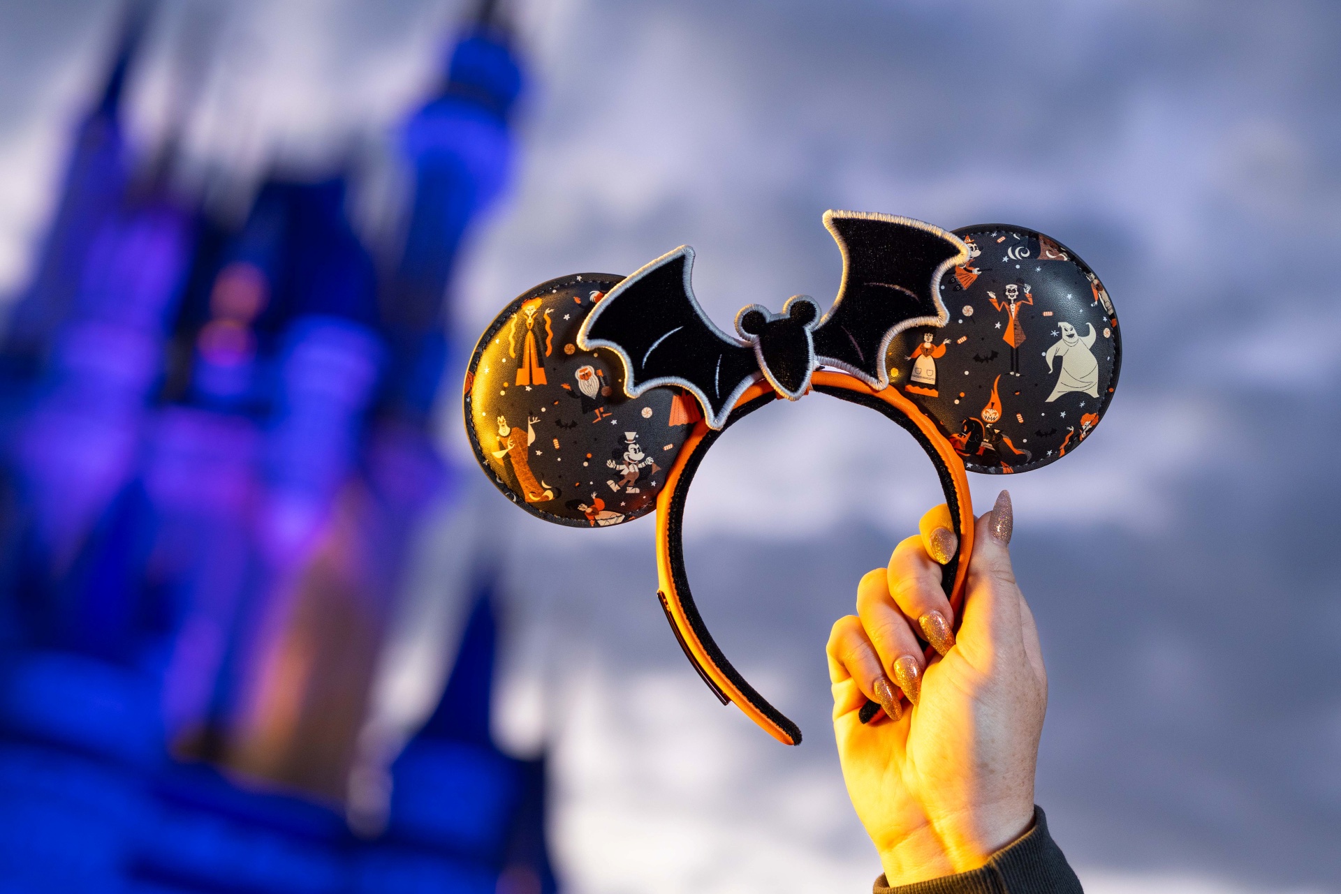 Glow-in-the-dark Mickey ear headband with a detachable bat for Mickey's Not-So-Scary Halloween Party 2026