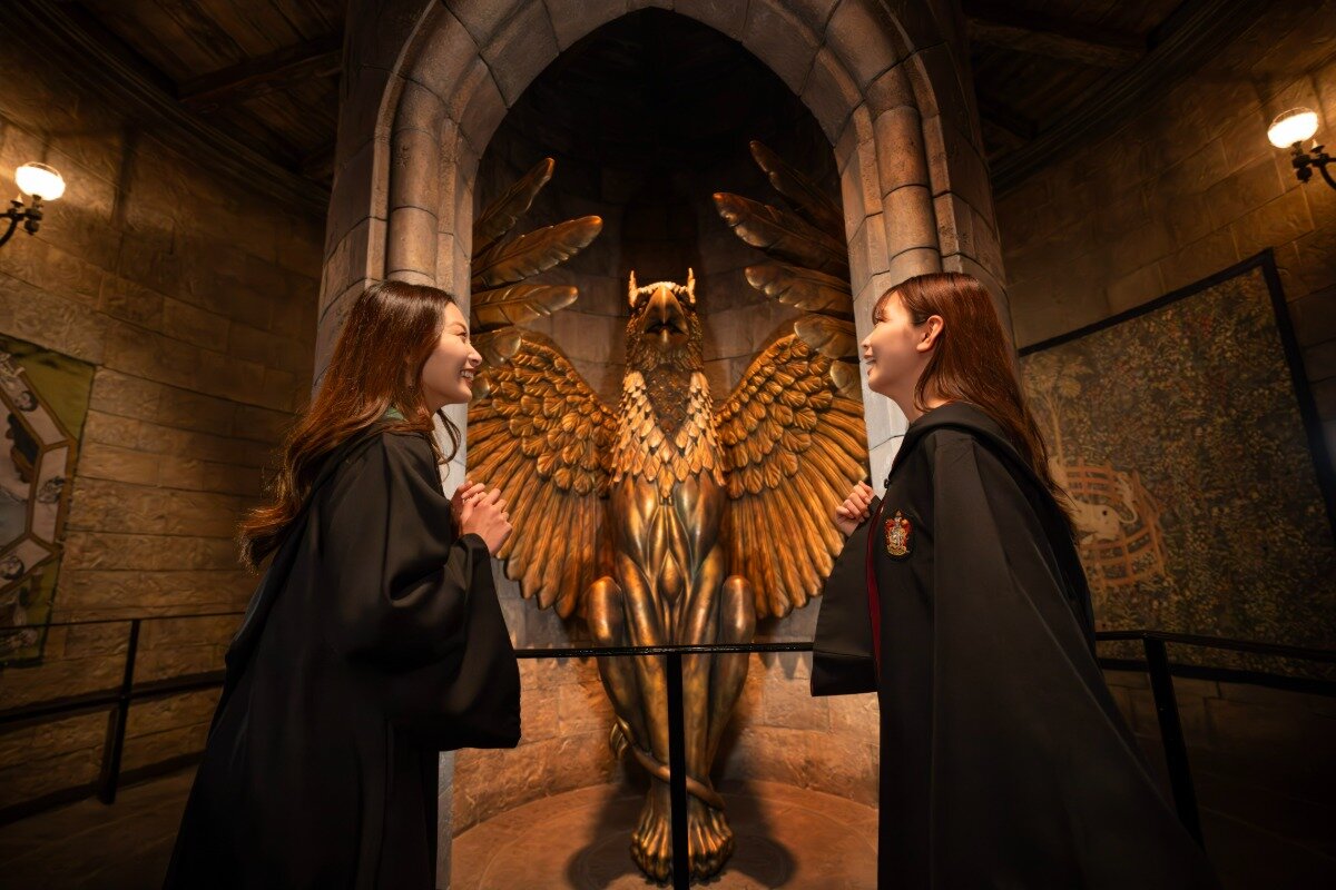 Official source photo for Hogwarts Castle Walk Returns to Universal Studios Japan for Philosopher's Stone 25th