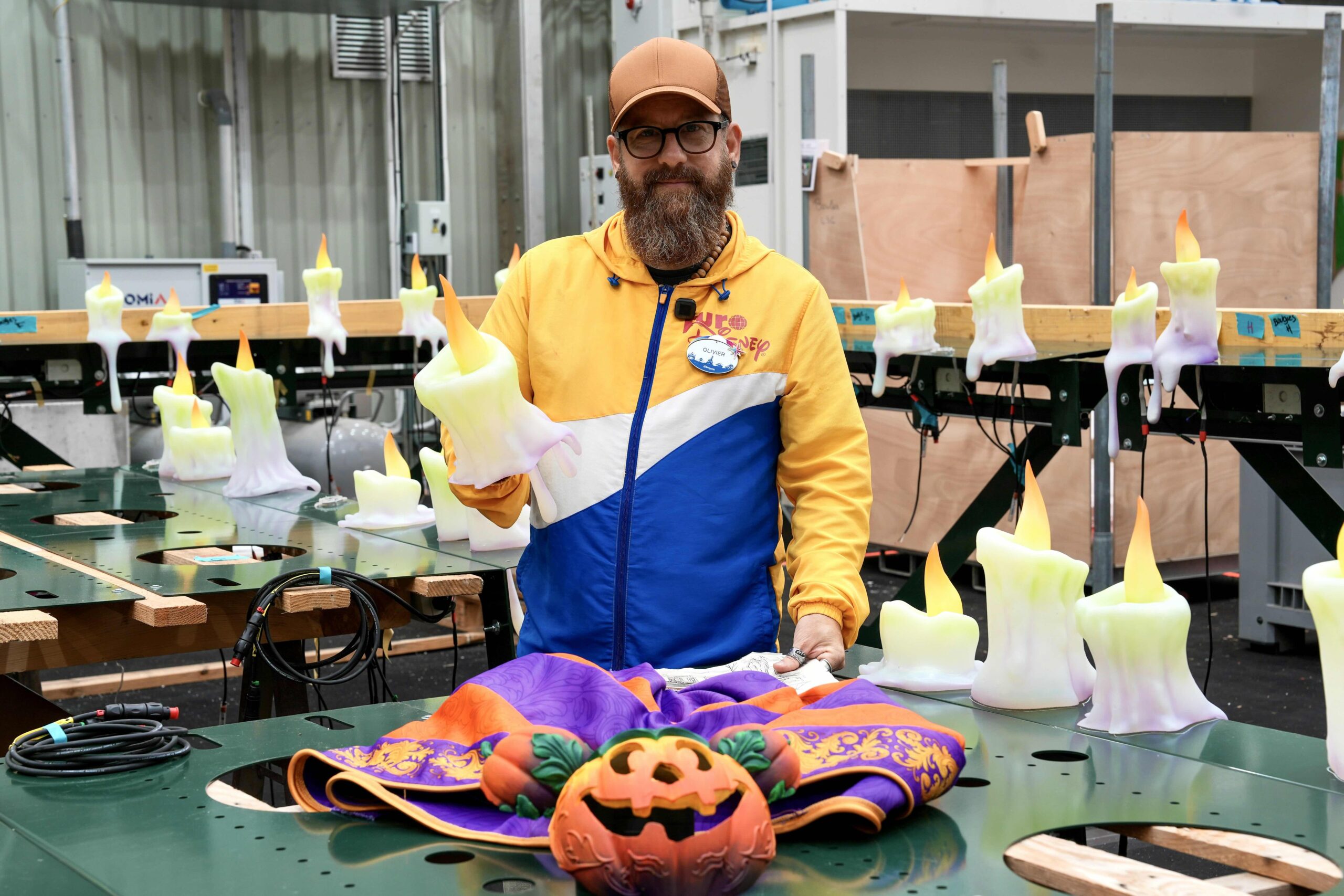 Official source photo for Disney Halloween Festival Disneyland Paris 2026 Décor