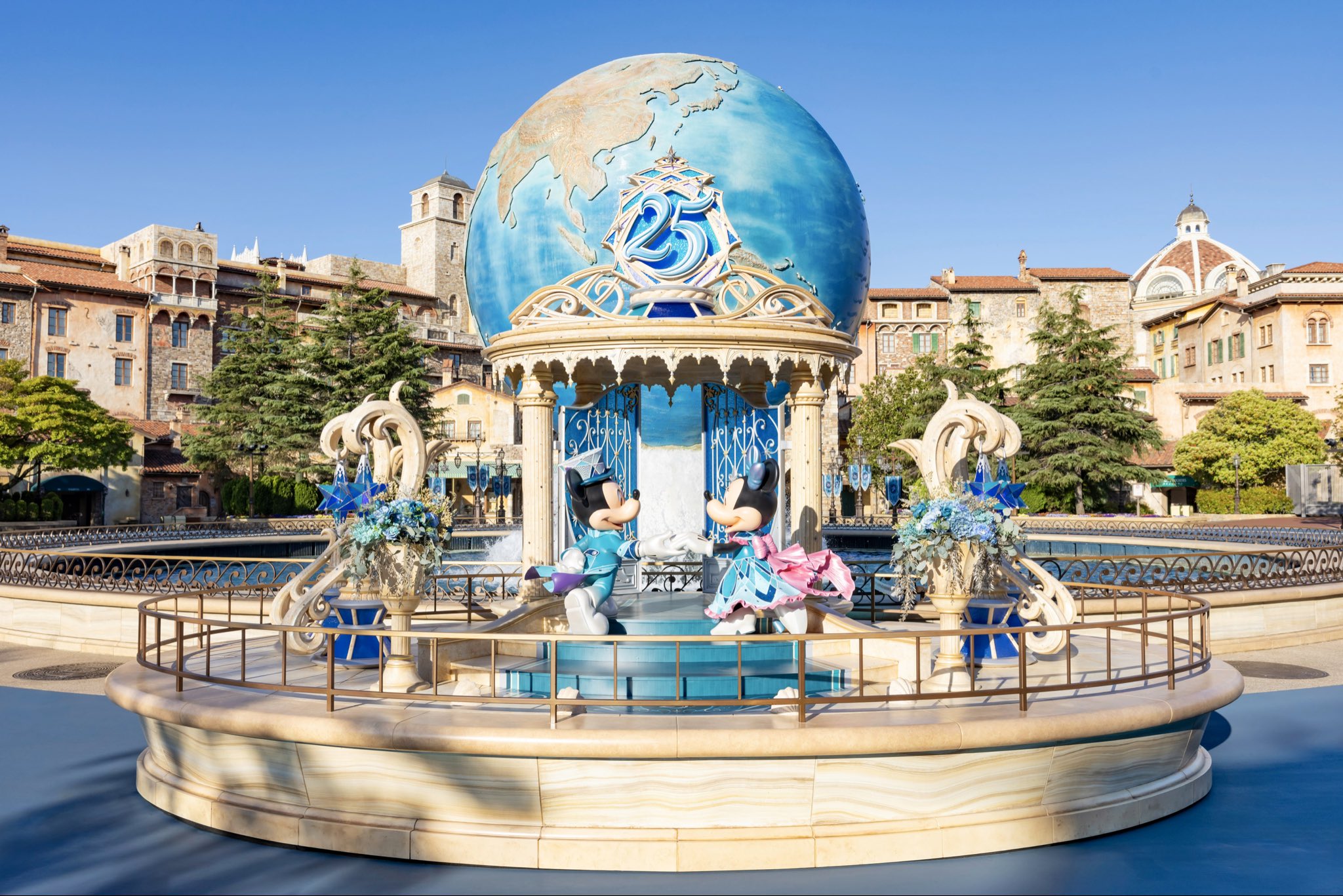 Official source photo for Tokyo DisneySea Turns 25 Today as Sparkling Jubilee Continues