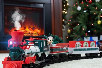Mickey Mouse Christmas Collection Hits Disney Store September 14