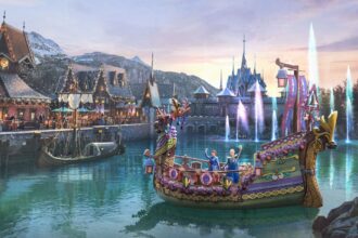 Disney Enchanted Christmas at Disneyland Paris 2026