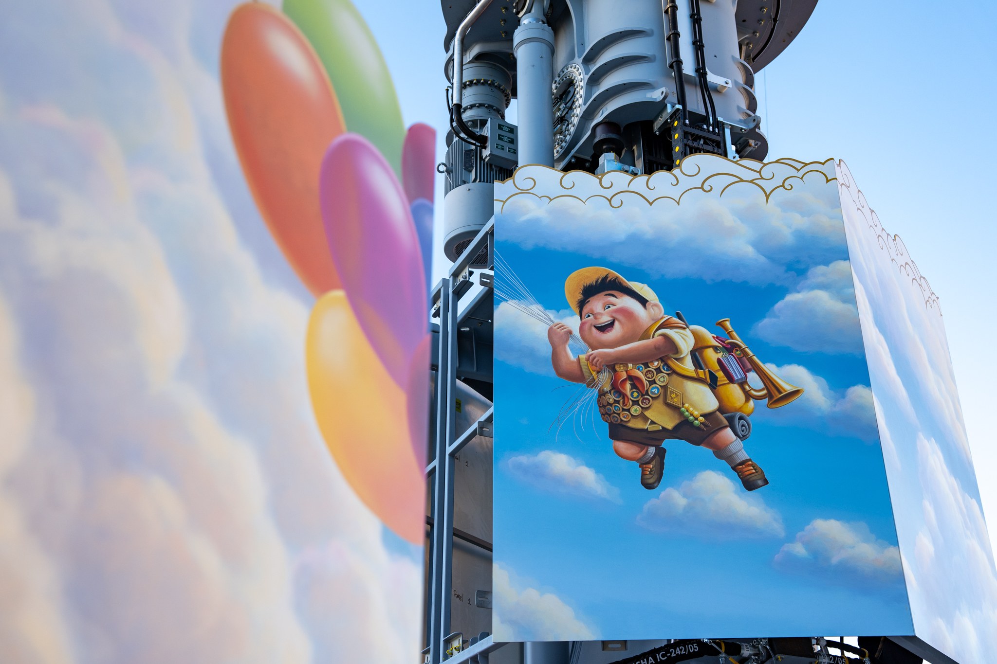 Official source photo for Wilderness Explorers Sky Swings Gets Its 12-Metre Column