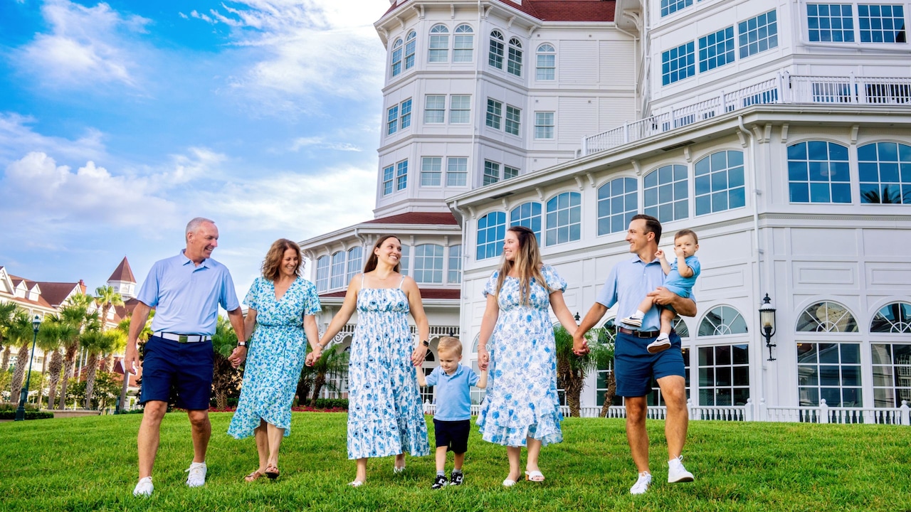 Official source photo for Disney PhotoPass Adds Shutterfly Photo Gifts