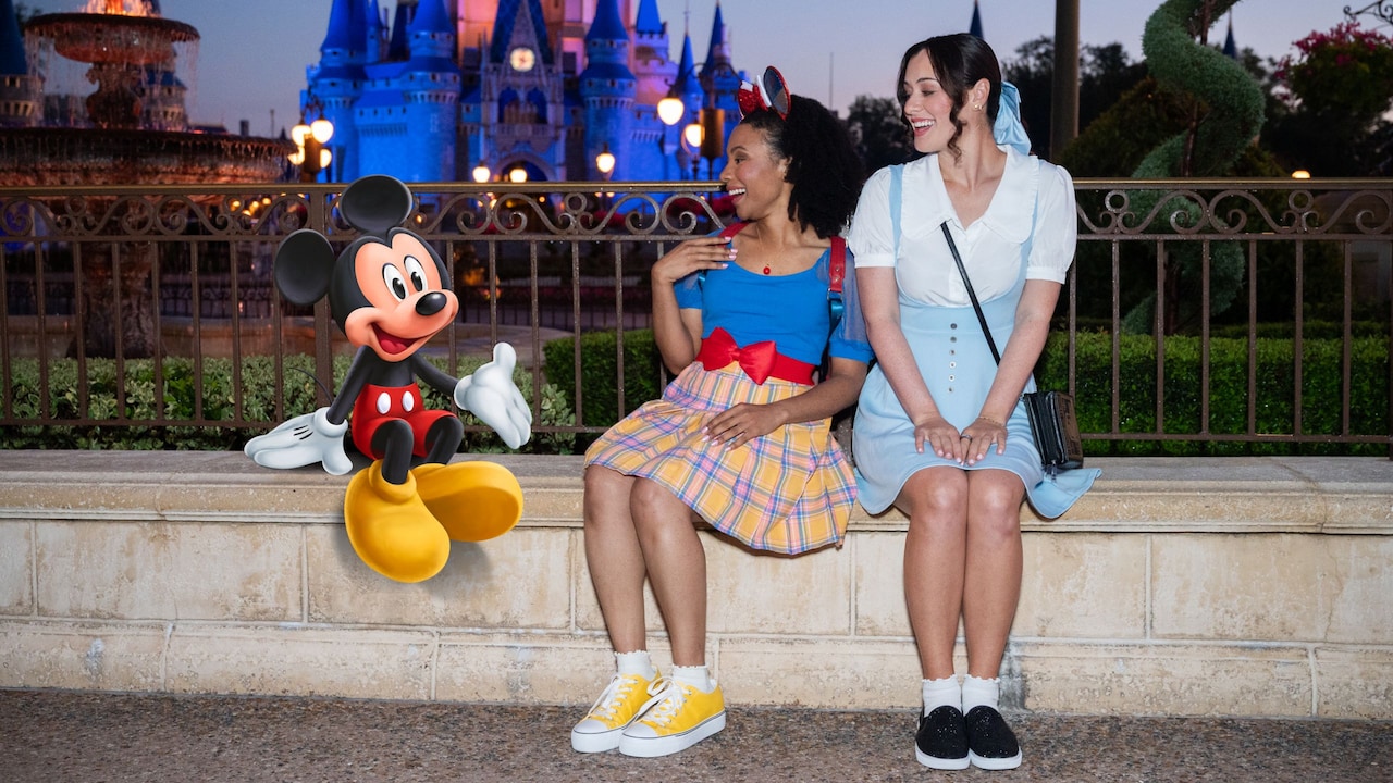 Official source photo for Disney PhotoPass Adds Shutterfly Photo Gifts
