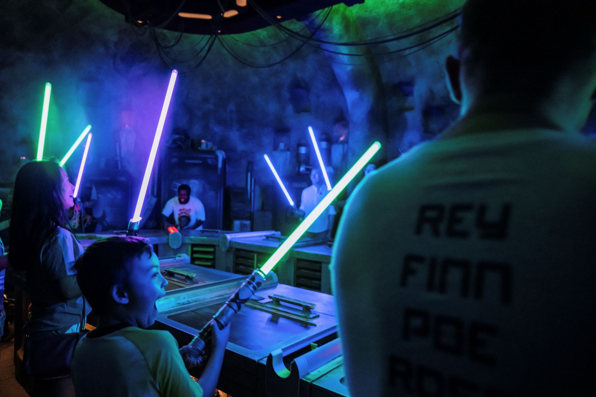 Official source photo for Savi’s Workshop Adds Lightsaber Effects and Updated Hilt